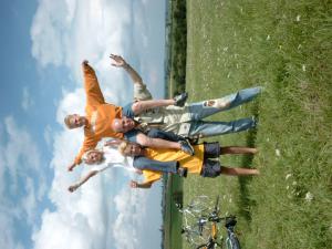 TRAVELER DIGITAL CAMERA