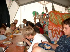 TRAVELER DIGITAL CAMERA