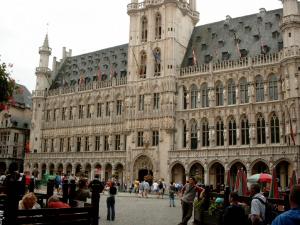 TRAVELER DIGITAL CAMERA