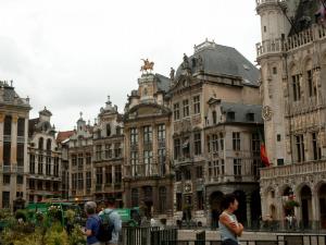 TRAVELER DIGITAL CAMERA