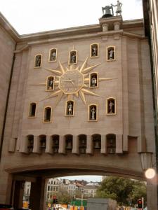 TRAVELER DIGITAL CAMERA